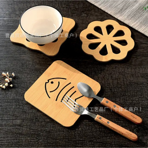 Juego de posavasos de madera con soporte, forma irregular, resistente al calor, para tazas de té, uso en la cocina - Product Image 3