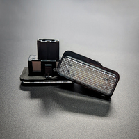 Accessoires de voiture faciles à installer Lampe d'immatriculation à LED pour Benz W211 W203 W219 R171