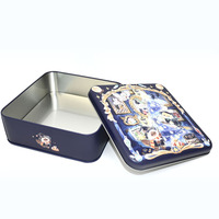 Boîte carrée en fer blanc avec motif animalier magique, idéale pour biscuits, chocolats, cadeaux, ou comme emballage pour collations de fêtes.