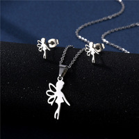 Vente en gros de colliers à breloques classiques en acier inoxydable, ensemble de colliers à breloques géométriques simples, design d'amour lisse, deux pièces, cadeau d'anniversaire