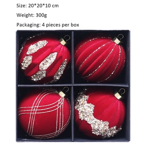 Juego de 4 Adornos Navideños Grandes de 10 cm, Bolas de Plástico Flocadas para Decoración de Árboles Navideños, Venta al por Mayor - Product Image 3
