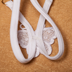 <span class=keywords><strong>Perizoma</strong></span> Sexy da Donna in Pizzo Trasparente <span class=keywords><strong>con</strong></span> Decorazioni in Strass, Design Traforato e Stile Aperto sul Davanti - Product Image 2