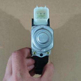 Moteur de lève-<span class=keywords><strong>vitre</strong></span> électrique automobile <span class=keywords><strong>pas</strong></span> <span class=keywords><strong>cher</strong></span> pour Ford Focus 2012-2018 OEM 6CP1-14A389-L4A - Product Image 4