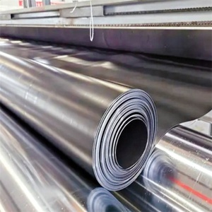 Nouvelles membranes géomembranes lisses en HDPE de 1 mm pour décharges, agriculture et bassins de pêche avec géotextile de 100 à 200 g/m² - Product Image 2