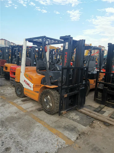 Montacargas Komatsu FD35 Usado de 3.5 Toneladas con Desplazamiento Lateral y Mástil Triple para Almacén CE EPA FD35 - Product Image 2