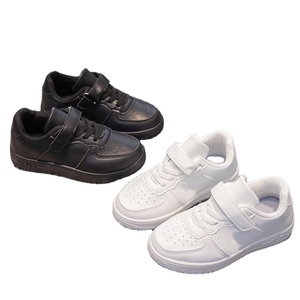 Scarpe <span class=keywords><strong>bianche</strong></span> per bambini scarpe da ginnastica <span class=keywords><strong>bianche</strong></span> primavera estate traspiranti scarpe da scuola elementare scarpe da ragazza bordo bianco - Product Image 1