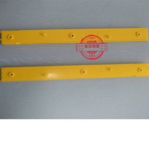 Bande de bordure décorative jaune d'avertissement pour marchepied d'escalator STP002B000 01 02ABC Xunda pour pièces d'ascenseur - Product Image 2