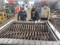 Broyeur de bois industriel Broyeur de palettes de bois avec machine magnétique enlever les clous