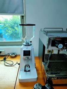 Moulin à café électrique professionnel 64 mm DF64 900E en alliage d'aluminium, meule plate 1Zpresso, 110 V, pour usage commercial, en vente - Product Image 5