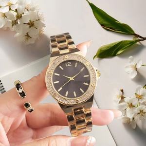 Reloj de Pulsera Moderno para Mujer 2026, con Correa de Dos Tonos, Bisel con Diamantes, Esfera Negra, Reloj de Moda, Venta al Por Mayor de Fábrica, Relojes de Calidad - Product Image 4