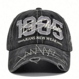 หมวกแก๊ปผู้ชายปักลาย Applique ปี 1985 สไตล์วินเทจ 6 แผง ทรงเบสบอล ยี่ห้อ Manufacturer Sports Caps - Product Image 3