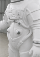 Sculpture d'astronaute en FRP, statue d'homme de l'espace grandeur nature en fibre de verre pour décoration extérieure