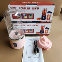 Draagbare blender, 400 ml USB-oplaadbare fruit- en groentepersbeker met 6 messen en reisdeksel, blender voor reizen, sportschool, keuken