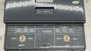 Interruptor Automático TMAX 250A 3P 600V KT5S8 SHUNT TRIP para PLC T4S250TWS8 - Product Image 5