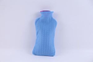 Botella de Agua Caliente de PVC OEM ODM de 2000 ml con Funda Tejida - Product Image 5