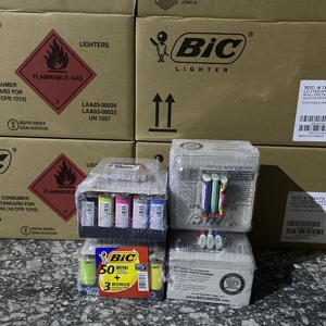 Encendedores Desechables Bi Classic Maxi, Ligeros, de Plástico, para Cigarros y Cigarrillos, Bandeja de 50 Unidades + 3 Regalos Especiales para Barbacoas y Fiestas - Product Image 3