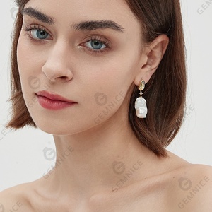 Gemnel Nieuwe Mode 925 Verzilverde Sieraden Grote Natuurlijke Barokke Parel Oorbellen - Product Image 2