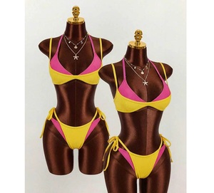 PEEQI L9733 Set Bikini Estivo Sexy da <span class=keywords><strong>Donna</strong></span> all'Ingrosso, Costumi da Bagno per Vacanze al Mare, Top Halter Senza Maniche e Pantaloncini per Donne - Product Image 2