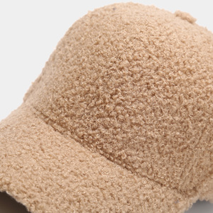 Casquette de Baseball en laine d'agneau de couleur unie pour <span class=keywords><strong>homme</strong></span> et femme, chapeau chaud et <span class=keywords><strong>tendance</strong></span>, style japonais, rétro, décontracté, collection automne <span class=keywords><strong>2022</strong></span> - Product Image 3