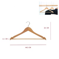 Fabricant de Cintres en Bois Personnalisés pour Vêtements avec Logo – Cintres en Bois Économiques pour Magasins de Vêtements