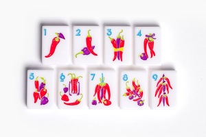 En stock: Juego de 160 fichas de Mahjong de lujo de acrílico grabado, blancas, de América, las más nuevas y mejores del mercado, de 1.24*0.90*0.63 pulgadas, al por mayor, ideales para viajes. - Product Image 3