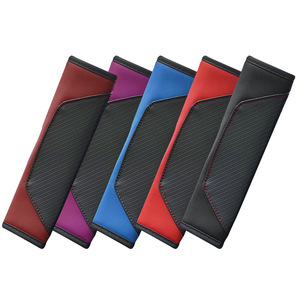 Capa de Cinto de Segurança para Carro em Couro Fibra de Carbono Bicolor, Almofada de Ombro, Protetor de Cinto de Segurança Automotivo para Decoração Interna - Product Image 1