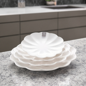 Wholesale Flower Shape 100% <strong>Plastic</strong> Round Melamine <strong>Dinner</strong> Plate <strong>Sets</strong> - Product Image 3