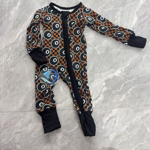 Op maat gemaakte baby bamboe romper mystery box bamboe slaappakken diverse prints bamboe baby pyjama's baby meisje op maat rits - Product Image 2