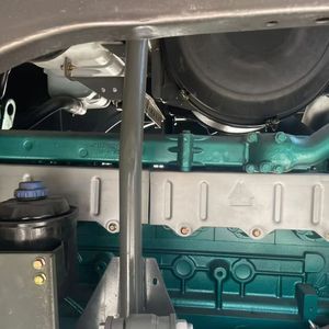 Gebruikt SINOTRUK HOWO 6x4 vrachtwagen, exclusief voor Egypte, expert in woestijntransport met premium banden voor optimale tractie - Product Image 4