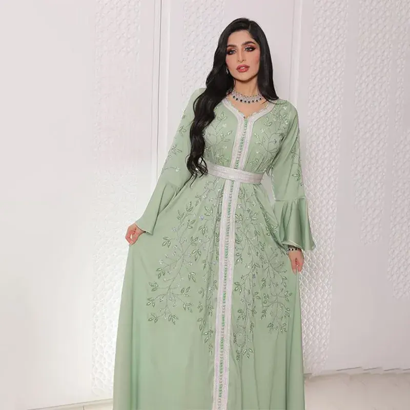 9094 Dubai mujeres musulmanas vestido largo Abaya túnica árabe Medio Oriente Kaftan moda diamantes calientes vestido de gasa con cinturón