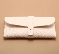 Étui à lunettes en cuir PU, minimaliste, haut de gamme, souple, artistique, rétro, sac de rangement pour lunettes de soleil, blanc