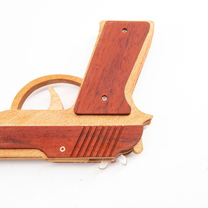 <span class=keywords><strong>Pistola</strong></span> <span class=keywords><strong>M9</strong></span> in Legno Massello, Kit di Montaggio Fai-da-Te, Giocattolo per Lavorazione del Legno, <span class=keywords><strong>Pistola</strong></span> a Elastico - Product Image 3
