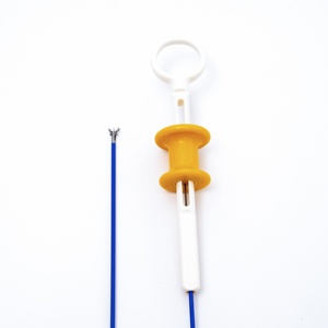 Pinzas de Biopsia Reutilizables (Riesgoso) y Desechables (Seguro) para Endoscopia Gastrointestinal - Product Image 5