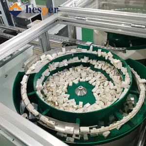 Fabrication de systèmes d'alimentation directe Machine d'alimentation à bol vibrant pour les bouchons en plastique Step Feeder