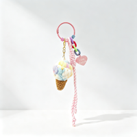Porte-clés en peluche au crochet, forme canard crème glacée, esthétique mignonne, avec anneau de perles colorées et cordon tressé, doux, fait main, breloque de sac, idéal pour les fêtes