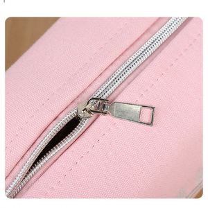 Bolsa de Lona para Maquillaje con Diseño Nuevo, Organizador de Cosméticos, Bolsa de Almuerzo de Gran Capacidad - Product Image 4