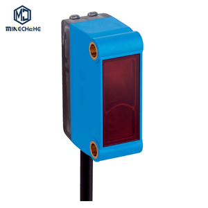 Sensor Fotoeléctrico 1051779 GL6-P1112 Salida PNP 10-30V DC Reflexión de Espejo Nuevo y Original Importado de Alemania - Product Image 1