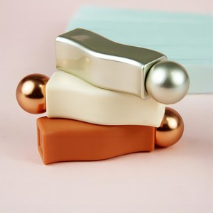 Toptan 3.4ml plastik dudak parlatıcı şişe ile krem kozmetik ambalaj için vidalı kapak ruj dudak tüp ve çizgi şerit - Product Image 5