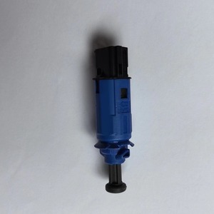 Interruptor de luz de freno para Mercedes-Benz W450 A4515450209 A4525450009 4515450209, pieza de repuesto automotriz nueva - Product Image 2