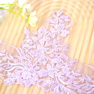 الدانتيل ملابس مزينة بالخرز يمكن أن تزين ملابس العرائس ديي. - Product Image 2