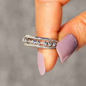 Anello da donna creativo con perline mobili, gioiello da mano unico e di nicchia per tutti i giorni - Product Image 6