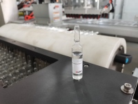 Máquina Automática de Etiquetado de Fluidos IV LVP, Estándar GMP, para Botellas de Vidrio y PP de Gran Volumen para Uso Intravenoso