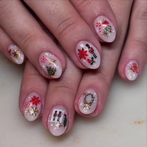 30 Uñas Postizas con Diseño de Cascanueces y Hombre de Jengibre, Efecto Ojo de Gato, para Navidad, Venta al por Mayor para Salones de Belleza - Product Image 1