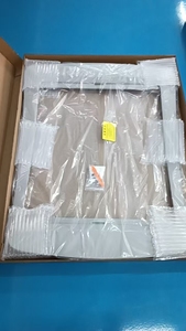 Pare-soleil rétractable manuel pour toit panoramique Tesla Model 3/Y, protection UV et thermique, fixation par clip, style OEM, sans perçage, direct usine - Product Image 3