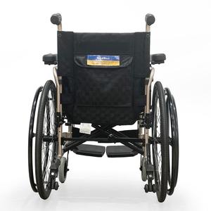 Fauteuil roulant pliant manuel en aluminium léger pour roues à dégagement rapide pour personnes âgées et handicapées Silla De Ruedas - Product Image 4