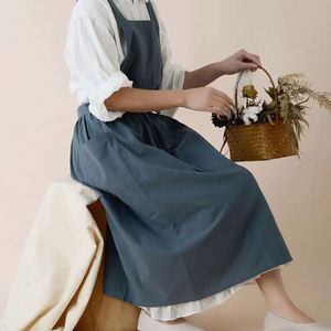Tabliers de style japonais en pur coton, adaptés aux académies, aux cafés, aux salons de thé et aux arrangements floraux, avec un design élégant. - Product Image 1