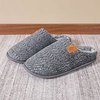 Chaussons d'intérieur/extérieur légers et confortables en mousse à mémoire de forme pour hommes 2025, avec la meilleure soutien de la voûte plantaire, antidérapants pour l'hiver