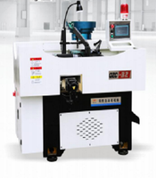 Une boule en laiton de production faisant la machine du type de SG-B02