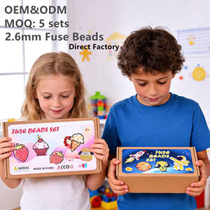 Perles de fusion de précision de haute qualité 2,6 mm, 26000+ pièces, kit de loisirs créatifs Perler Hama avec planche à perforations, pincettes et papier de repassage - Product Image 1