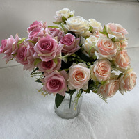 Bouquet de 12 roses artificielles en plastique, roses en soie pour la décoration de mariage, de la maison, de l'hôtel et du bureau